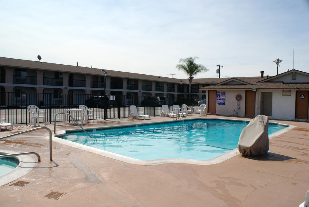 Colony Inn บูเอนาพาร์ค ภายนอก รูปภาพ