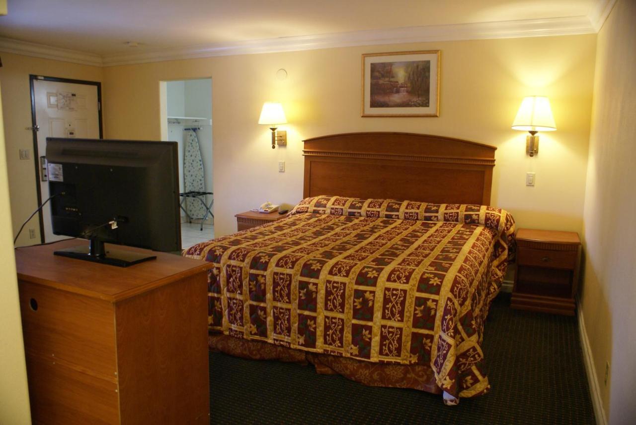 Colony Inn บูเอนาพาร์ค ภายนอก รูปภาพ